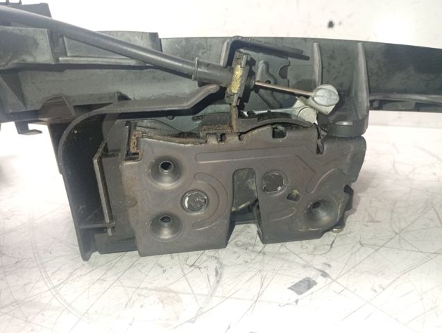 VOLVO 30784047 Держатель наружной ручки двери передней правой в наличии Ужгород