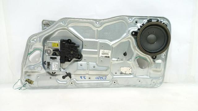 Mecanismo de acionamento de vidro da porta dianteira direita 30784510 VOLVO