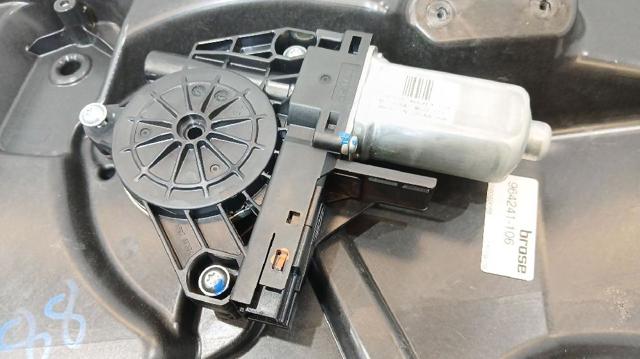 30784829 VOLVO Стеклоподъемник передней правой двери купить в Харьков