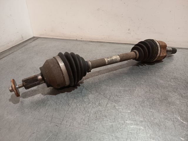 VOLVO 30787775 Левая полуось в наличии Ужгород