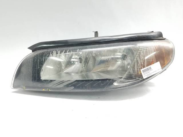 VOLVO 30796137 Левая фара в наличии Ровно