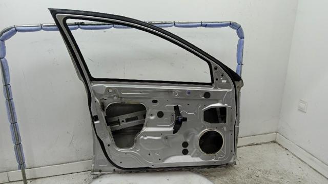 30796486 VOLVO Дверь передняя левая купить в Львов