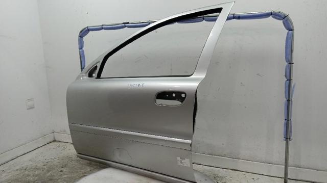VOLVO 30796486 Дверь передняя левая в наличии Ужгород