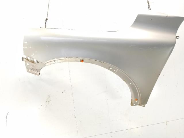 Pára-lama dianteiro esquerdo 30796494 VOLVO