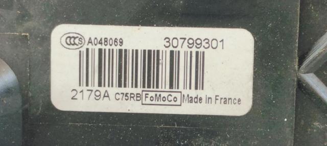 VOLVO 30799301 Замок двери передней правой в наличии Ужгород
