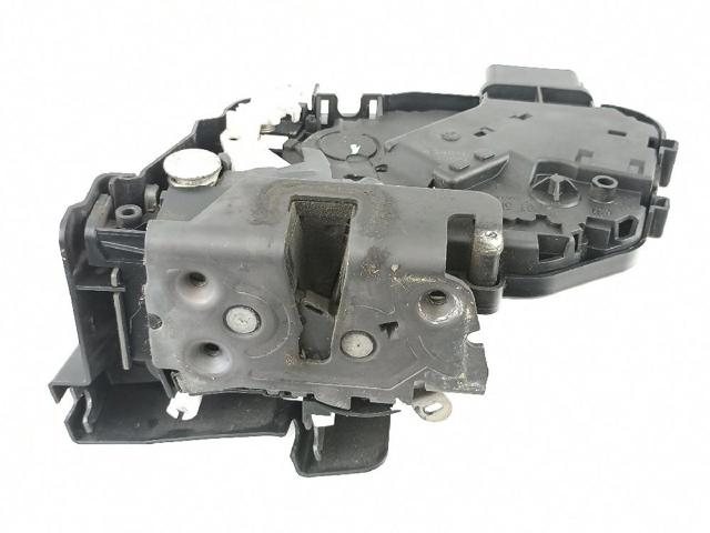 30799309 VOLVO Замок водительской двери купить в Тернополь
