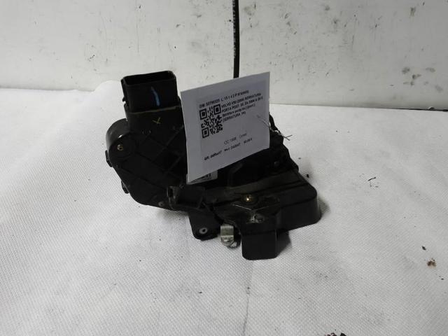 VOLVO 30799325 Замок двери задней левой в наличии Хмельницкий