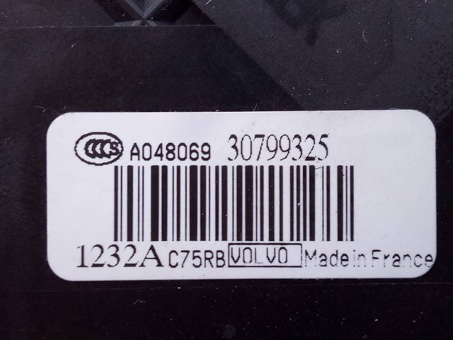 VOLVO 30799325 Замок двери задней левой в наличии Ужгород