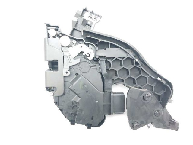 30799326 VOLVO Замок двери задней левой купить в Чернигов