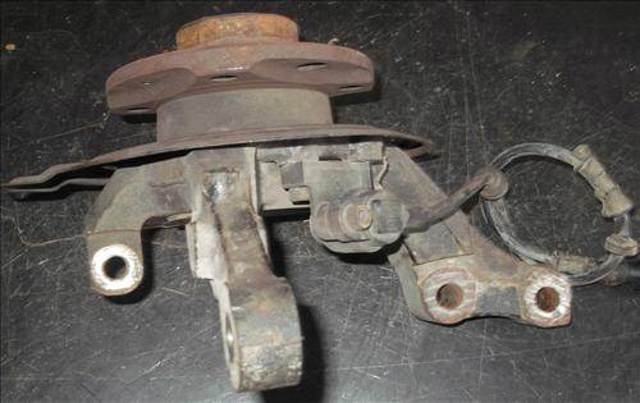 OPEL 308038 Цапфа передняя левая в наличии Сумы