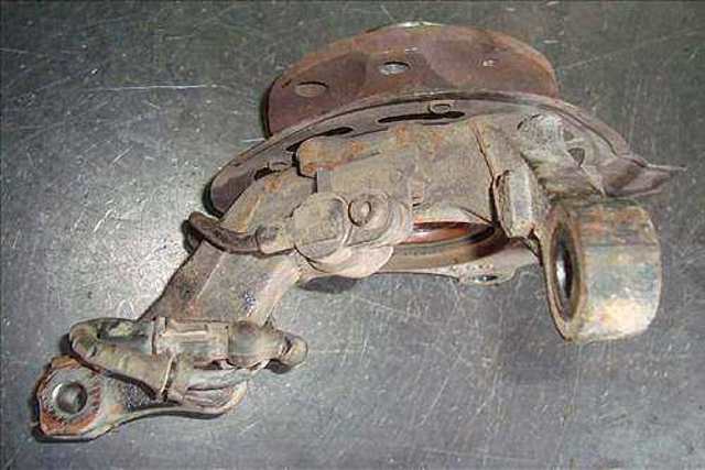 OPEL 308039 Цапфа передняя правая в наличии Черкассы