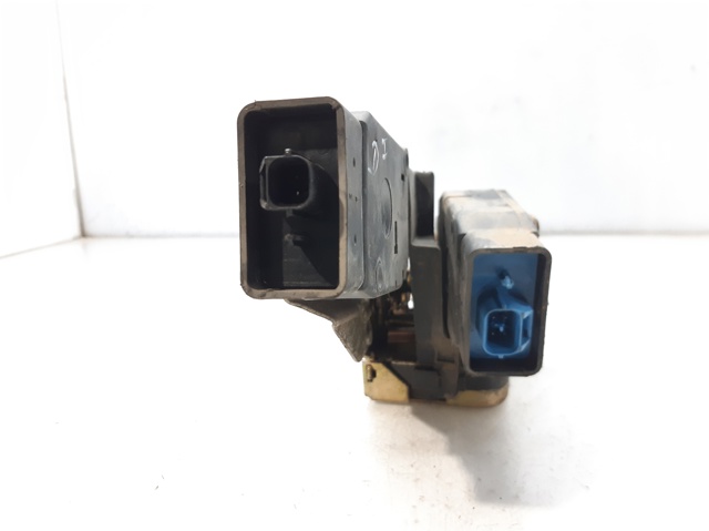 30850806 VOLVO Замок двери задней левой купить в Ирпень