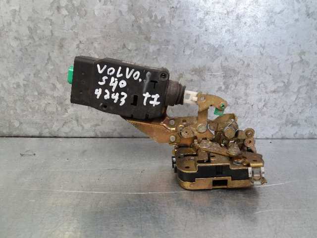 VOLVO 30850810 Замок двери задней левой в наличии Павлоград
