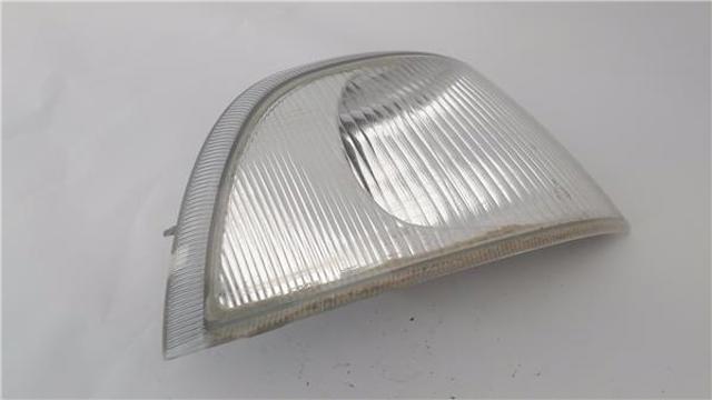 VOLVO 30854654 Указатель поворота правый в наличии Ирпень