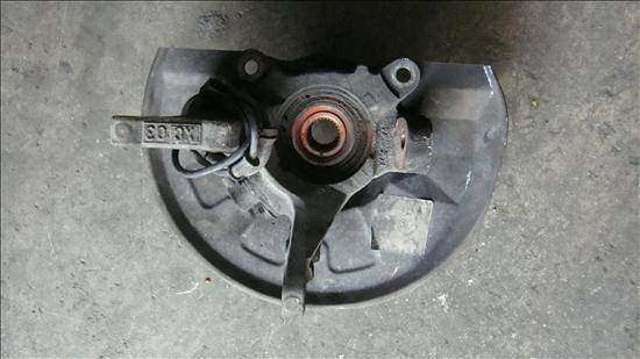 30884172 VOLVO Цапфа передняя левая купить в Сумы