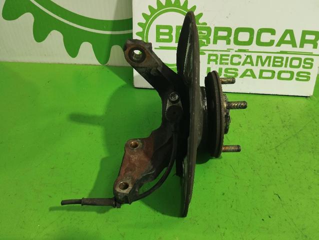 30884172 VOLVO Цапфа (поворотный кулак) передний левый купить в Павлоград