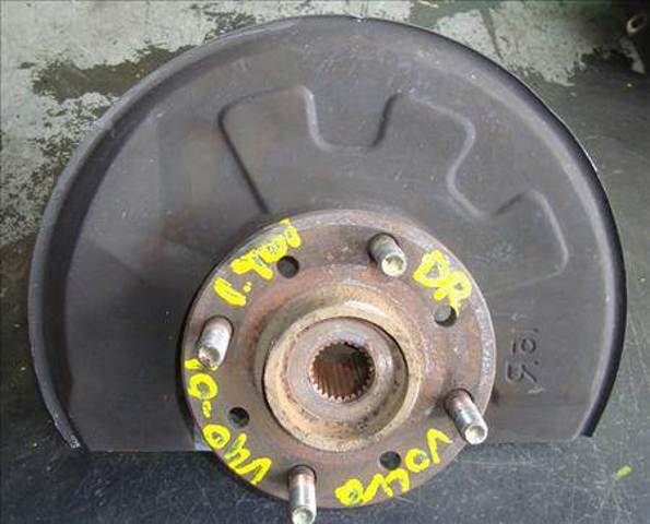 30884173 VOLVO Цапфа (поворотный кулак) передний правый купить в Киев