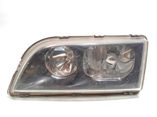 Luz esquerda 30896911 Volvo