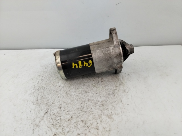 SUZUKI 3110065J1 Стартер в наличии Кривой Рог