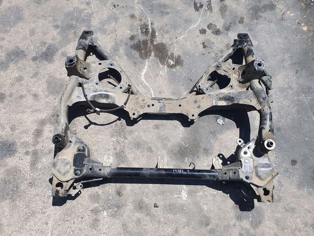 31106872118 BMW Балка передней подвески (подрамник) купить в Каменское