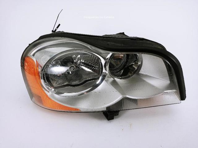 Luz direita 31111191 Volvo