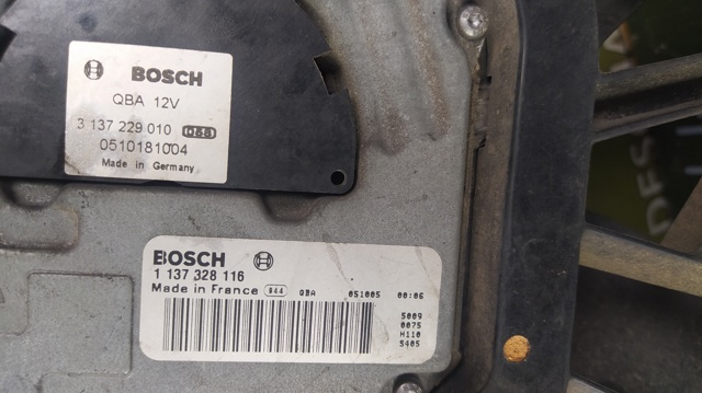 Ventilador elétrico de esfriamento montado (motor + roda de aletas) 31111543 VOLVO