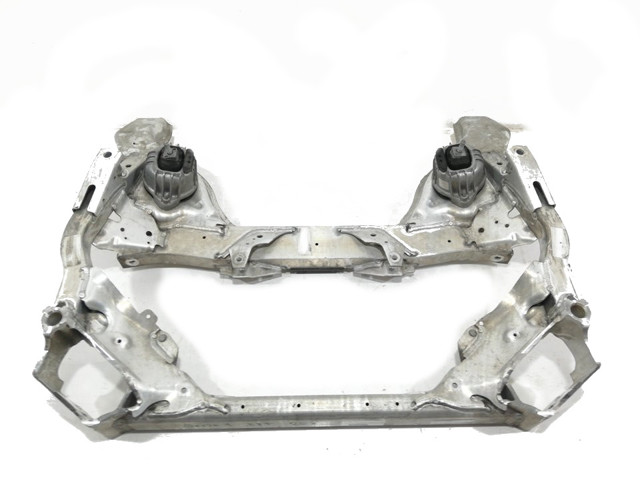 Viga de suspensão dianteira (plataforma veicular) 31116785639 BMW