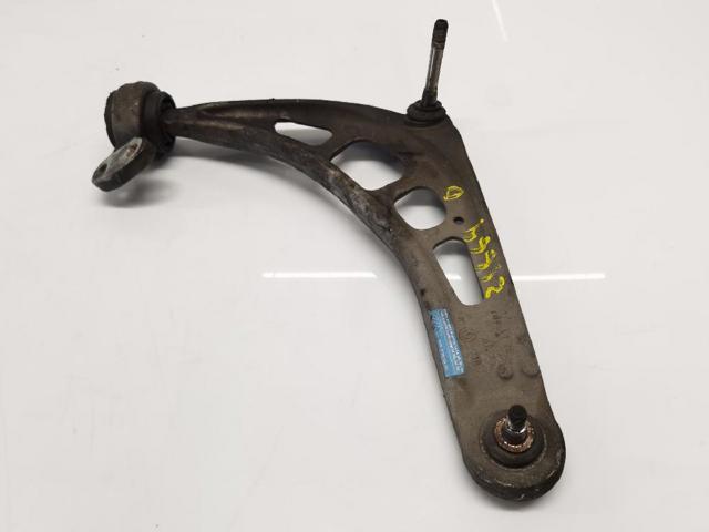 31122282122 BMW Нижний рычаг купить в Кривой Рог