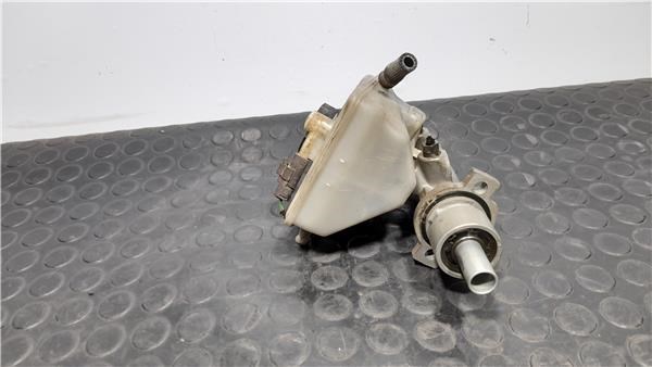 PEUGEOT 311940 в наличии Ровно