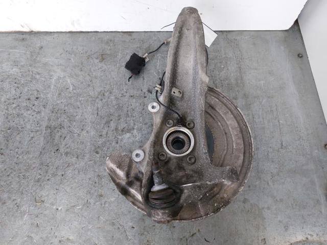 BMW 31206884385 Цапфа передняя левая в наличии Украина