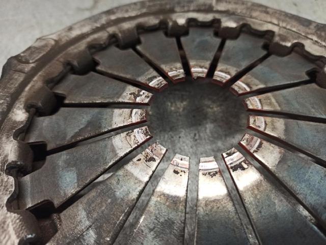 TOYOTA 3121012152 Корзина сцепления в наличии Украина