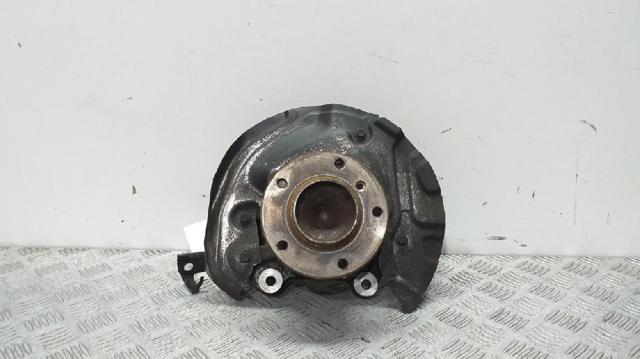 BMW 31211092080 Цапфа передняя правая в наличии Павлоград
