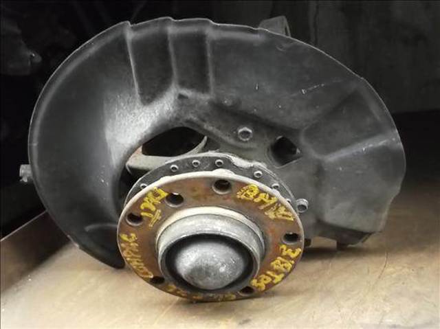 31211092080 BMW Цапфа (поворотный кулак) передний правый купить в Каменское