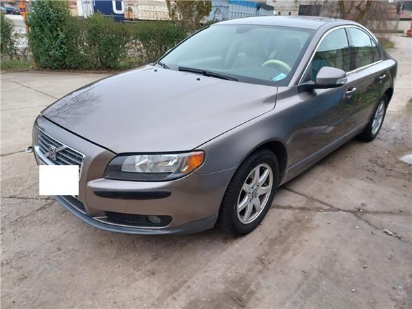 31213101 VOLVO Фара противотуманная левая купить в Чернигов