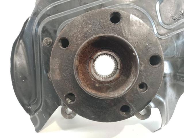 BMW 31213412020 Цапфа передняя правая в наличии Ровно