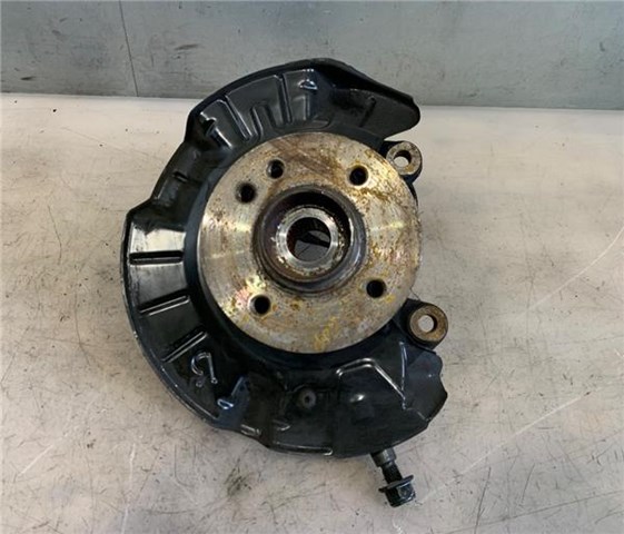BMW 31216757497 Цапфа передняя левая в наличии Львов