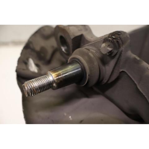 31216787679 BMW Цапфа (поворотный кулак) передний левый купить в Каменское