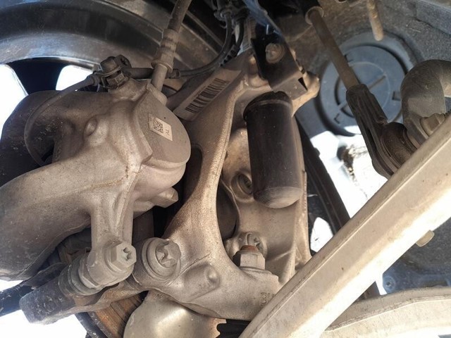 31216852159 BMW Цапфа передняя левая купить в Чернигов