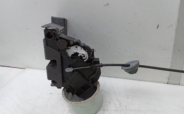 Fecho da porta dianteira esquerda 31253657 VOLVO