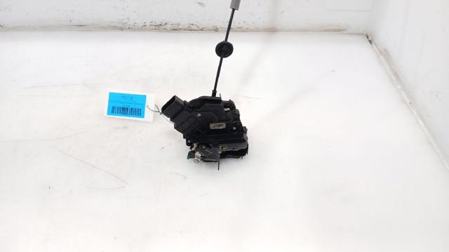 31253657 VOLVO Замок водительской двери купить в Кривой Рог