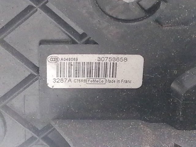 Fecho da porta dianteira esquerda 31253657 VOLVO