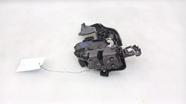 VOLVO 31253660 Замок двери задней правой в наличии Ирпень