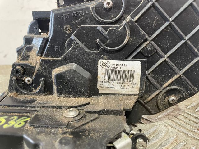VOLVO 31253921 Замок двери задней правой в наличии Харьков