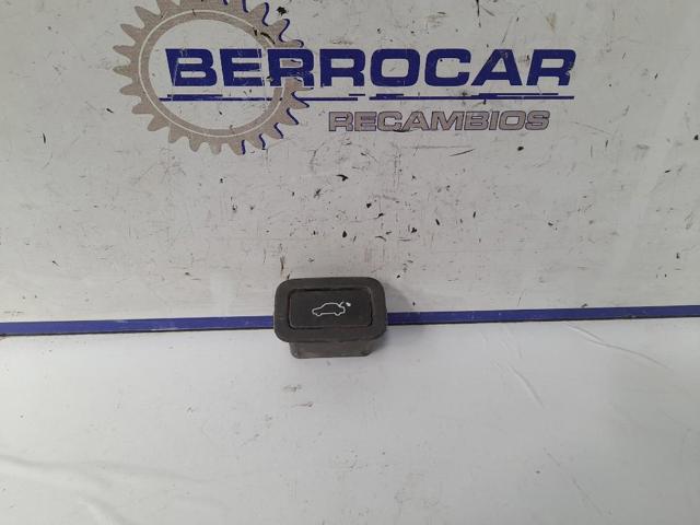 LAND ROVER 31264960AA в наличии Кривой Рог