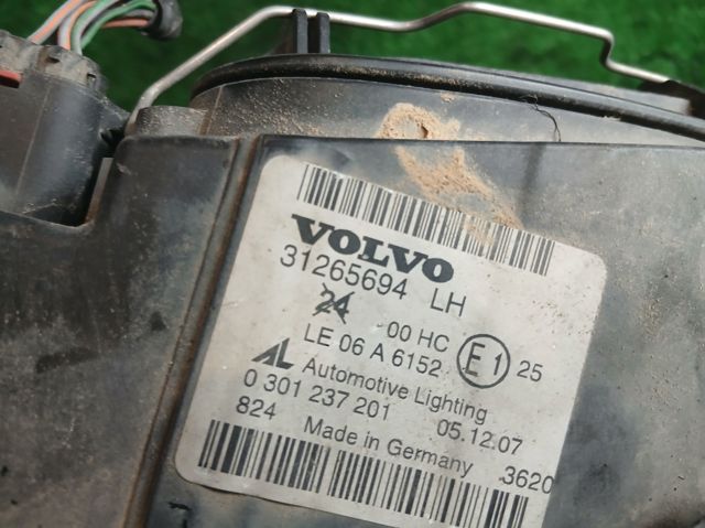 VOLVO 31265694 Левая фара в наличии Ужгород