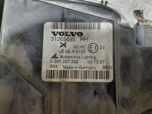 31265695 VOLVO Фара правая купить в Черкассы