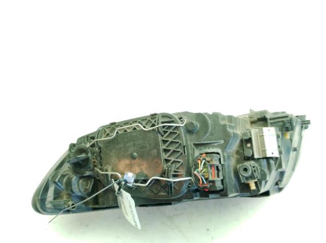 31265695 VOLVO Правая фара купить в Винница