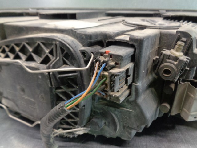 31265696 VOLVO Фара левая купить в Винница