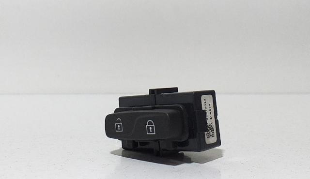 VOLVO 31272014 Кнопка блокировки дверей в наличии Каменское