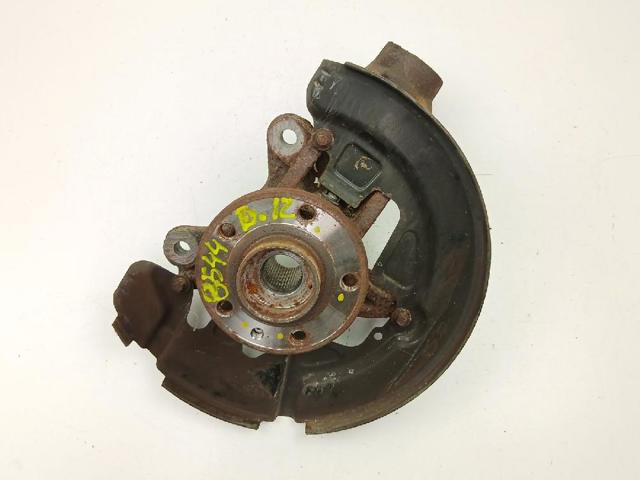 VOLVO 31277364 Цапфа передняя левая в наличии Кривой Рог